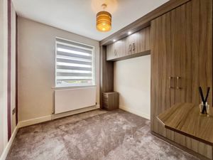 Bedroom- click for photo gallery